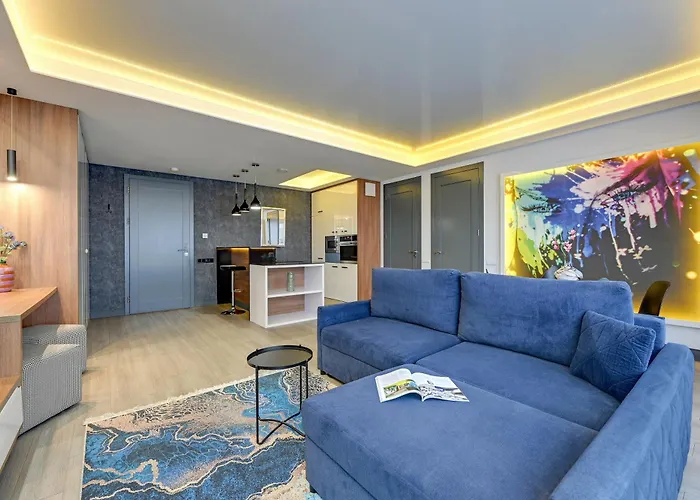 Szafarnia Marina & City Center By Downtown Apartments